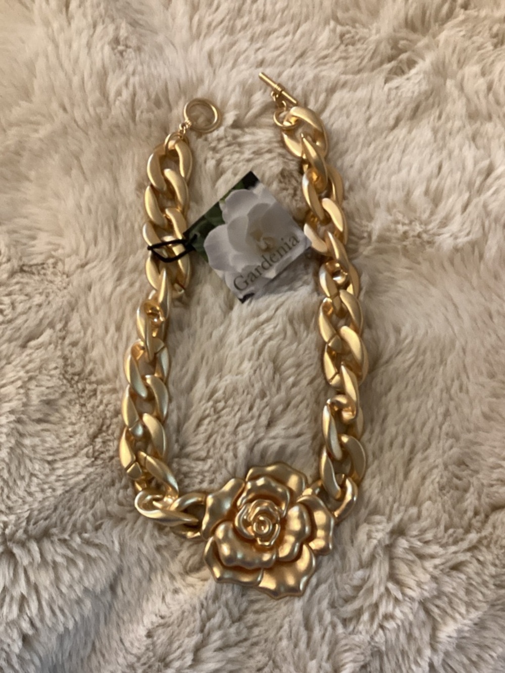 Gardenia Gold Rose Pendant Chain Necklace for Women